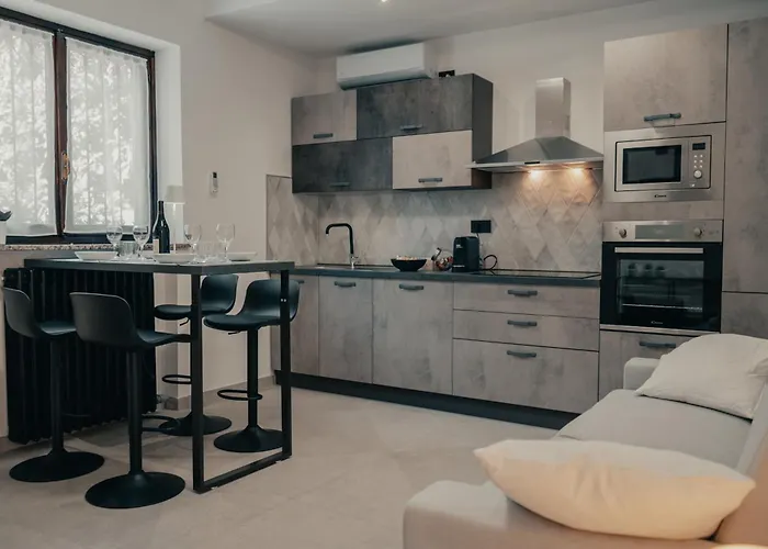 Casa Calandri - Moderni Con Free Wi-fi & Ac Appartement